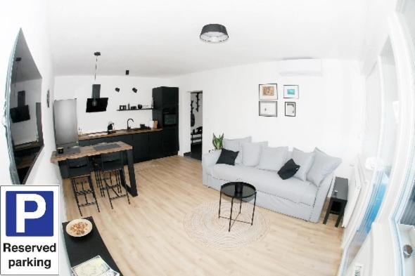 Apartmán D&K Apartman Karlovac Pokoj fotografie